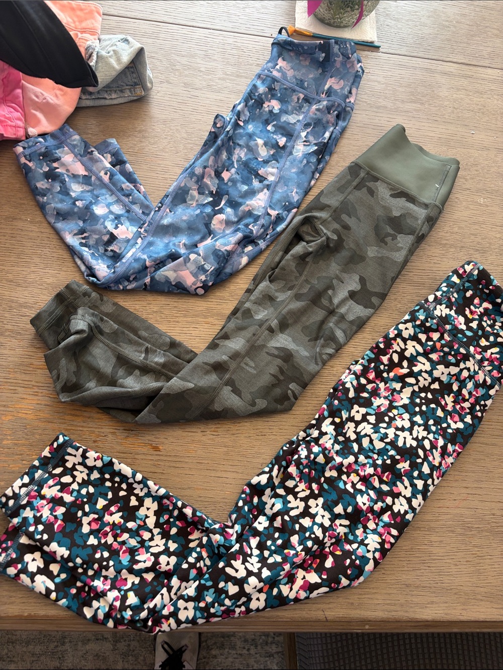 GAP LEGGINGS BUNDLE Blue & Olive Patterned Active Leggings Trio
